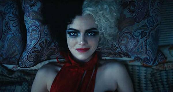 emma-stone-cruella-900x478.jpg