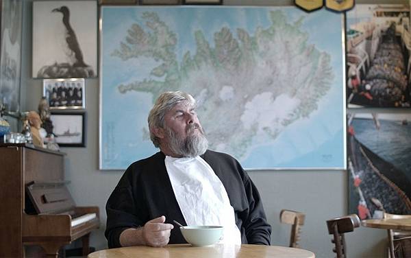 [普雷] 《暖心龍蝦湯》，品嚐小鎮的故事。