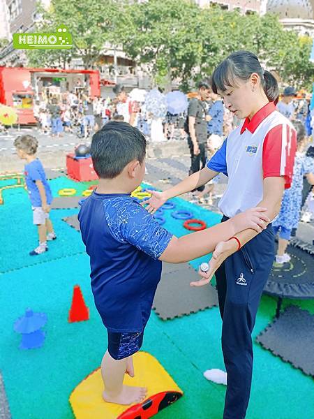 封街親子同樂瘋北大兒童上街趣第四屆.大型滑水道.公車彩繪 封街親子同樂瘋北大兒童上街趣第四屆.大型滑水道.公車彩繪