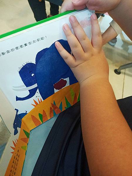 童書推薦便便真有趣:我們才不穿尿布呢!拉拉書 戒尿布引導 童書推薦便便真有趣:我們才不穿尿布呢!拉拉書 戒尿布引導