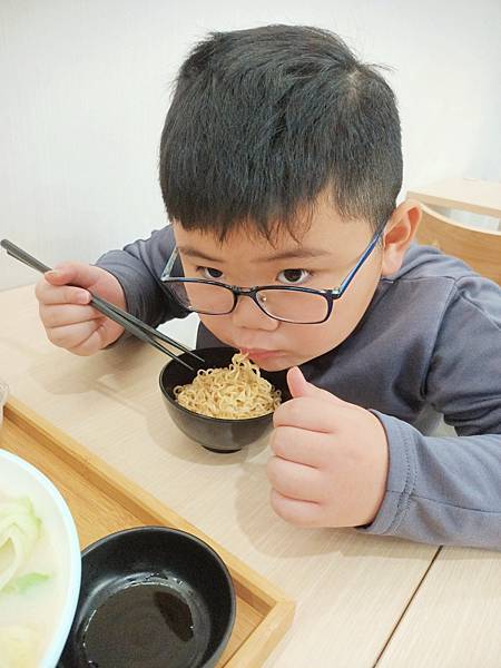 三峽美食｜蒙虎白湯小火鍋｜懶人鍋 即食鍋 三峽老街美食