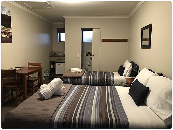 invacagill-1.JPG invacagill-1.JPG