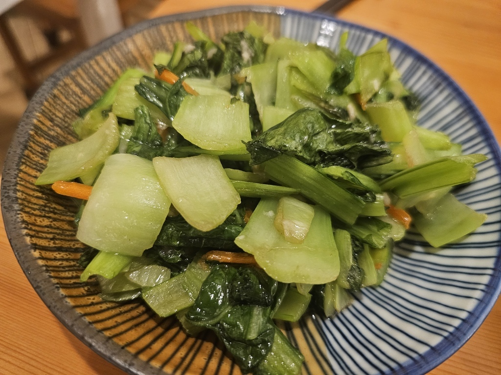 彰化美食║小鹿廚房║平價豐富的家常簡餐 (近彰基)