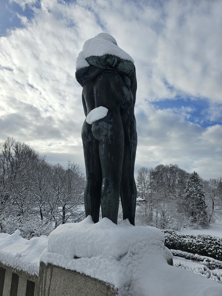 挪威旅遊║奧斯陸 Oslo║維格蘭雕塑公園 以雕像描繪的人生