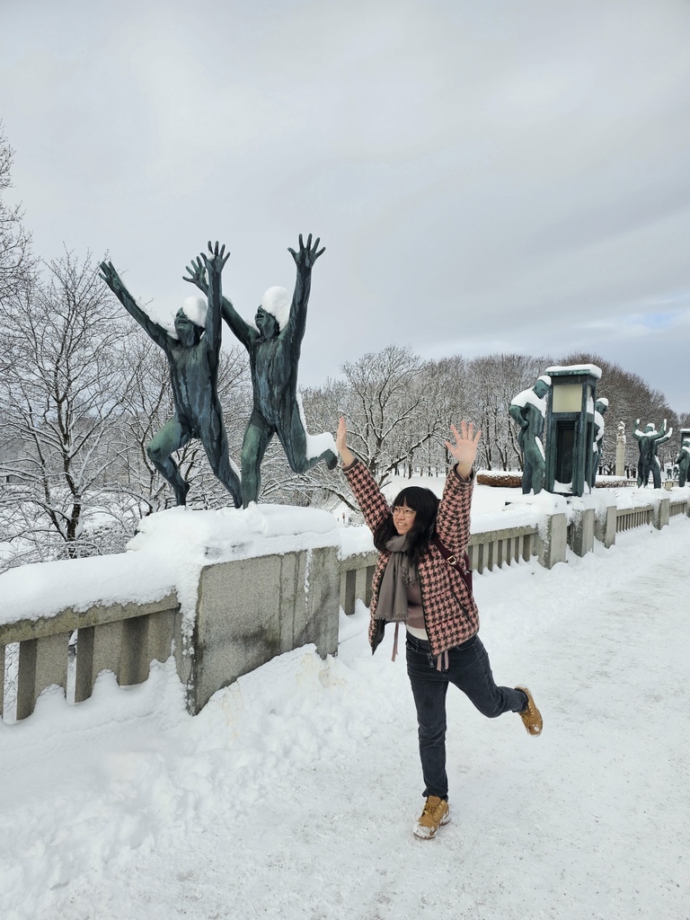 挪威旅遊║奧斯陸 Oslo║維格蘭雕塑公園 以雕像描繪的人生