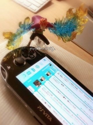 PS VITA上的Twitter.jpg PS VITA上的Twitter.jpg