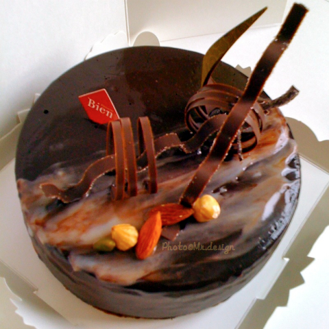 Bien巧克力慕絲生日蛋糕002.jpg Bien巧克力慕絲生日蛋糕002.jpg