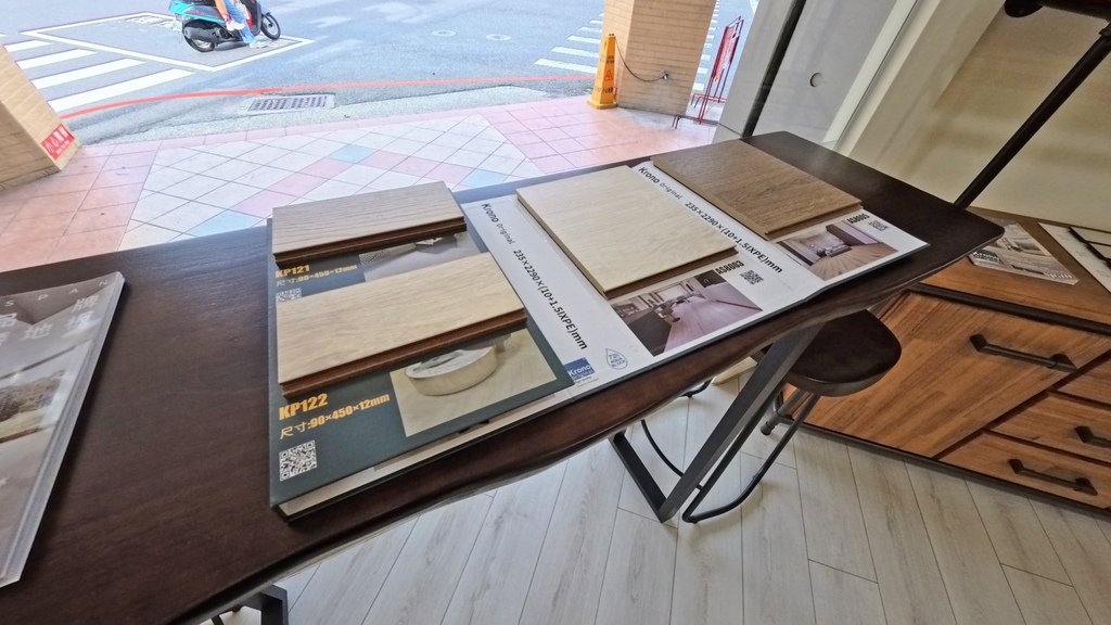 高雄木地板推薦｜昇揚木地板專業施工｜德國KRONO豪華型莊園