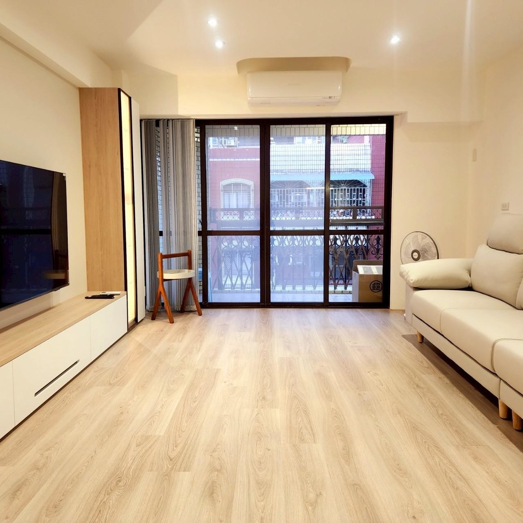 高雄老屋翻新推薦│韻森室內設計│打造暖心米色調平層退休宅│舒