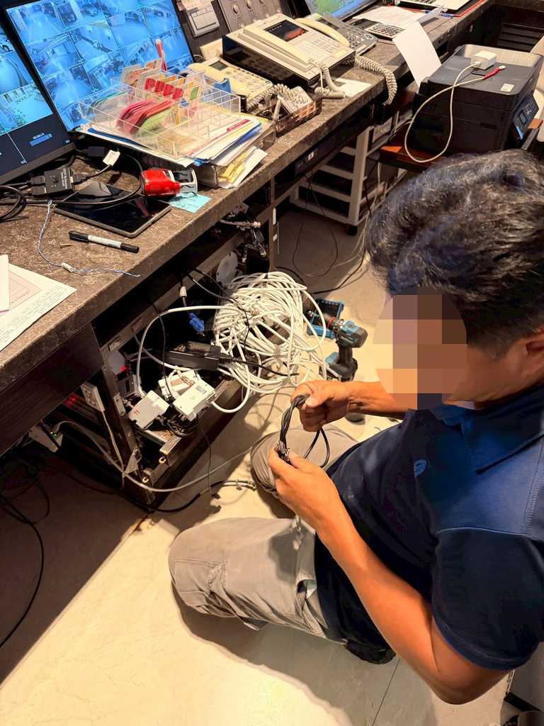 高雄監視器推薦│藏鋒科技監視器│居家安全升級│停車場不再有死 高雄監視器推薦│藏鋒科技監視器│居家安全升級│停車場不再有死