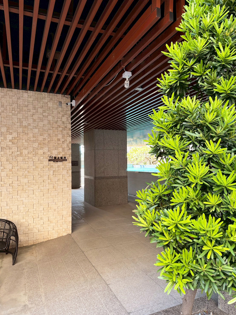 高雄監視器推薦│藏鋒科技監視器│居家安全升級│停車場不再有死 高雄監視器推薦│藏鋒科技監視器│居家安全升級│停車場不再有死