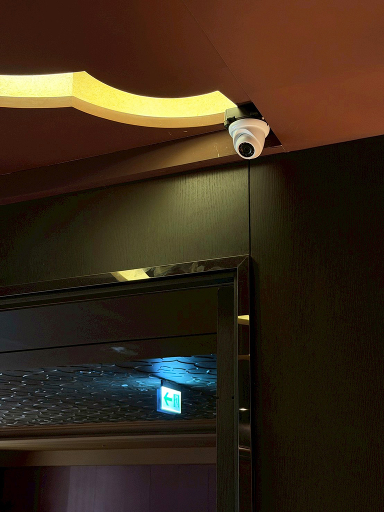 高雄監視器推薦│藏鋒科技監視器│居家安全升級│停車場不再有死 高雄監視器推薦│藏鋒科技監視器│居家安全升級│停車場不再有死