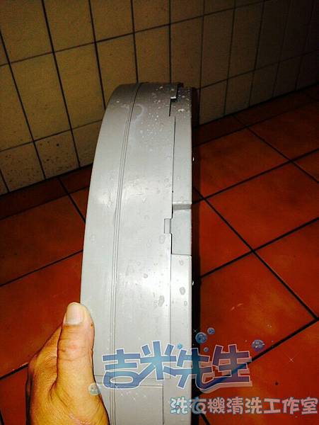 台南洗衣機清洗-吉米先生洗衣機清洗工作室_03.jpg