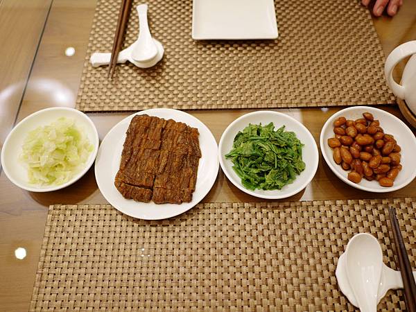 P1400886.jpg P1400886.jpg