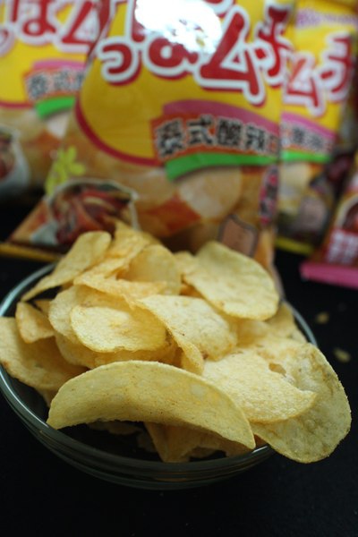 湖池屋酸叭姆久-清爽梅子/泰式酸辣:{宅配美食}湖池屋酸叭姆久-清爽梅子/泰式酸辣!~日本零食獨家進口酸辣洋芋片 湖池屋酸叭姆久-清爽梅子/泰式酸辣:{宅配美食}湖池屋酸叭姆久-清爽梅子/泰式酸辣!~日本零食獨家進口酸辣洋芋片