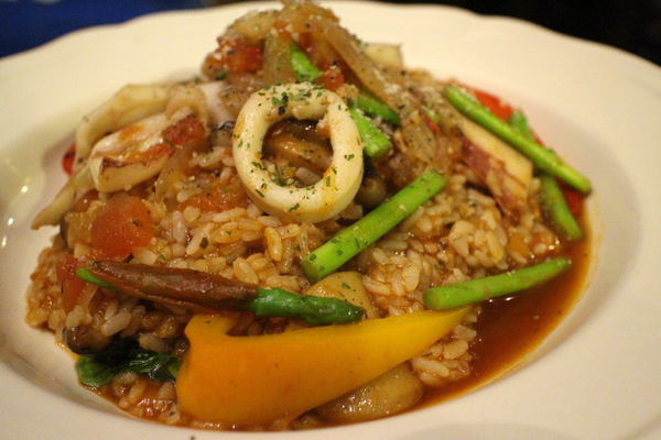 費奧納咖啡(光華店):{高雄}Cafe' Fiona費奧納咖啡!結合Food & Beverage的人文書香空間 費奧納咖啡(光華店):{高雄}Cafe' Fiona費奧納咖啡!結合Food & Beverage的人文書香空間