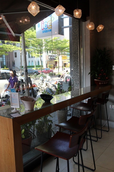 iCE+ 艾司加冰屋:{高雄}口碑卷NO.53!~iCE+ 艾司加冰屋!夏天來吃冰嚕!.義式手工雪花斯諾.刨冰專賣店 iCE+ 艾司加冰屋:{高雄}口碑卷NO.53!~iCE+ 艾司加冰屋!夏天來吃冰嚕!.義式手工雪花斯諾.刨冰專賣店