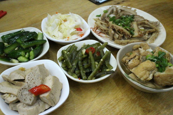 林東芳牛肉麵:{台北}林東芳牛肉麵!~口耳相傳的30年老味道.冠軍首府牛肉麵 林東芳牛肉麵:{台北}林東芳牛肉麵!~口耳相傳的30年老味道.冠軍首府牛肉麵