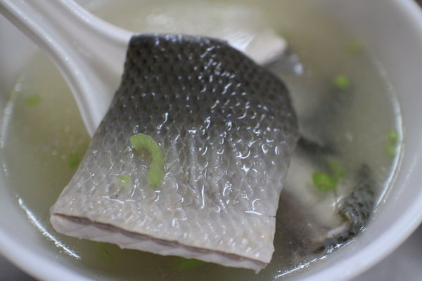 王氏魚皮：{台南}王氏魚皮!~台南人傳統小吃!肉燥飯+虱目魚料理早午餐