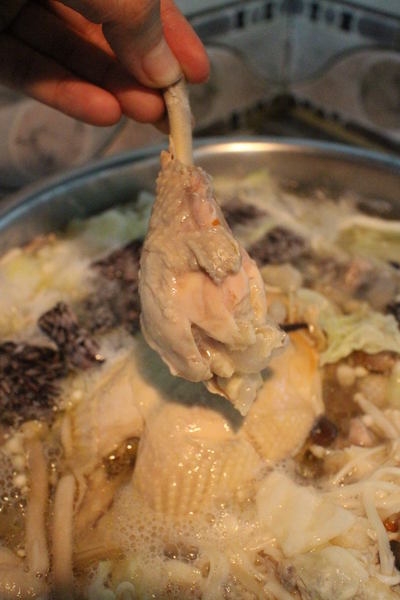 123養生雞湯:{宅配美食}口碑卷NO.37!~取暖美食:【123養生雞湯】暖身百菇雞湯-不只美味,更安心 123養生雞湯:{宅配美食}口碑卷NO.37!~取暖美食:【123養生雞湯】暖身百菇雞湯-不只美味,更安心