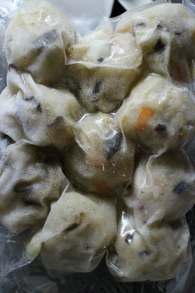 福灣莊園:{宅配美食}NO.33!~【福灣莊園】超人氣『海味禮盒-:手工干貝丸+櫻花蝦XO醬』 福灣莊園:{宅配美食}NO.33!~【福灣莊園】超人氣『海味禮盒-:手工干貝丸+櫻花蝦XO醬』