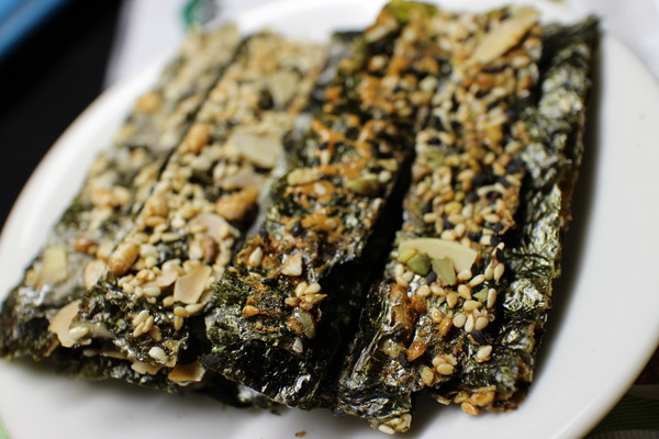 聯華食品-元本山海苔:{宅配美食}聯華食品元本山海苔堅果夾心~健康新食感紅棗杏仁&紅麴南瓜子 聯華食品-元本山海苔:{宅配美食}聯華食品元本山海苔堅果夾心~健康新食感紅棗杏仁&紅麴南瓜子
