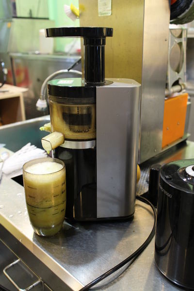 舞茶風茶飲(總店):{高雄}口碑卷NO.19~舞茶風茶飲(總店): 堅持純天然新鮮水果 舞茶風茶飲(總店):{高雄}口碑卷NO.19~舞茶風茶飲(總店): 堅持純天然新鮮水果