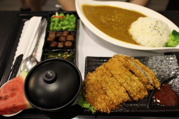 露琦和洋餐廳:{屏東}露琦和洋餐廳 ~老屋驚見遺失的豆豆龍 露琦和洋餐廳:{屏東}露琦和洋餐廳 ~老屋驚見遺失的豆豆龍