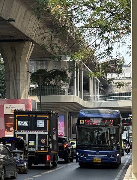 [食記] 曼谷榮泰米粉湯