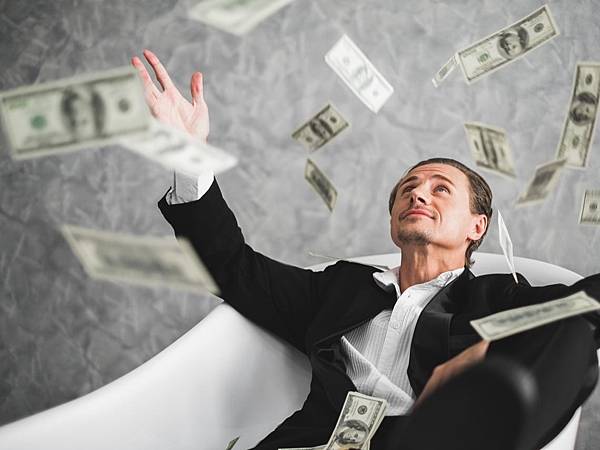 我從MAGIC HOUR M點平民快速變M點富翁，只因做了這