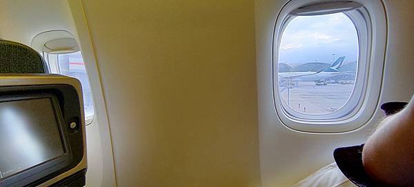 《飛行記錄》國泰航空 CX564 HKG-TPE B777- 《飛行記錄》國泰航空 CX564 HKG-TPE B777-