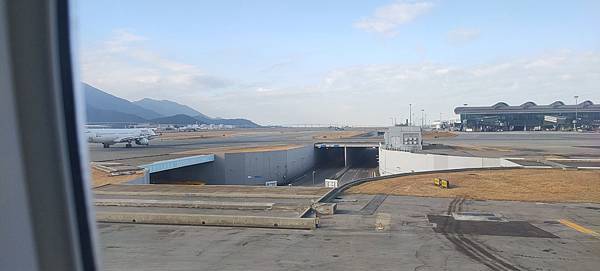 《飛行記錄》國泰航空 CX564 HKG-TPE B777- 《飛行記錄》國泰航空 CX564 HKG-TPE B777-