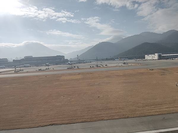 《飛行記錄》國泰航空 CX564 HKG-TPE B777- 《飛行記錄》國泰航空 CX564 HKG-TPE B777-