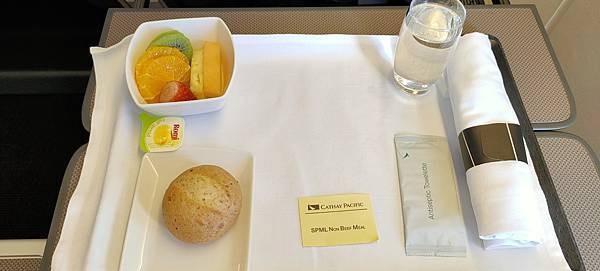 《飛行記錄》國泰航空 CX564 HKG-TPE B777- 《飛行記錄》國泰航空 CX564 HKG-TPE B777-