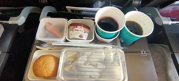 《飛行記錄》國泰航空 CX450 TPE-NRT B777- 《飛行記錄》國泰航空 CX450 TPE-NRT B777-