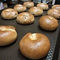 番茄羅勒Bagel