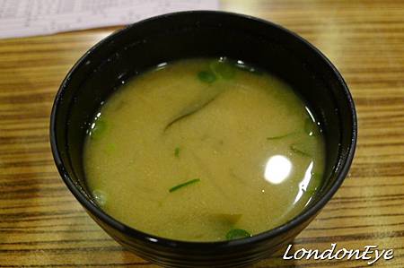 生魚片丼003