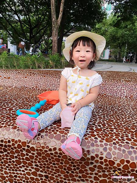 Logo_704.jpg Logo_704.jpg