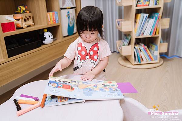 育兒開箱|讓孩子愛上閱讀・擁有自己的小天地・MyTolek 童樂可質感樂遊桌椅/書桌