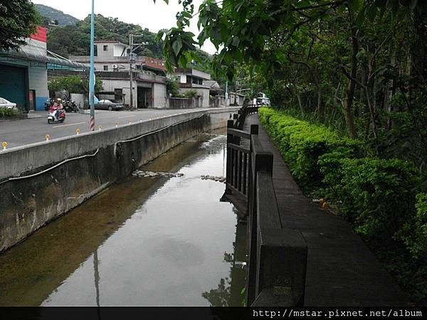 石壁寮溪木棧道