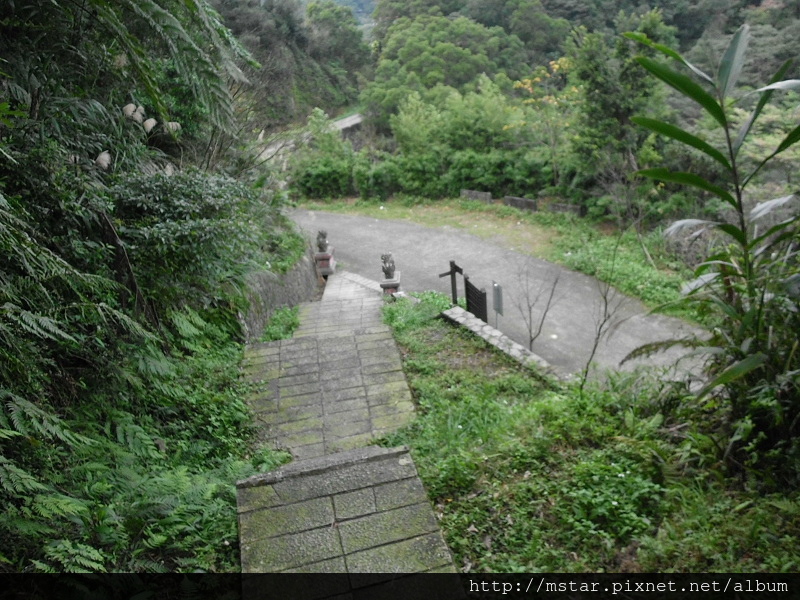 抵產業道路