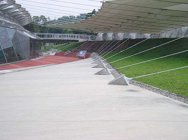 車籠埔斷層經過光復國中的操場