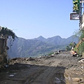 崩塌的道路