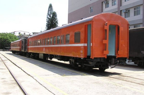 宿營車 35ES32414 宿營車 35ES32414
