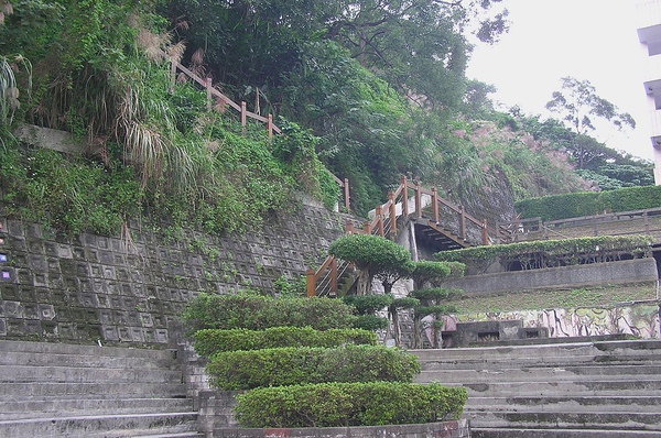 博嘉國小的登山口