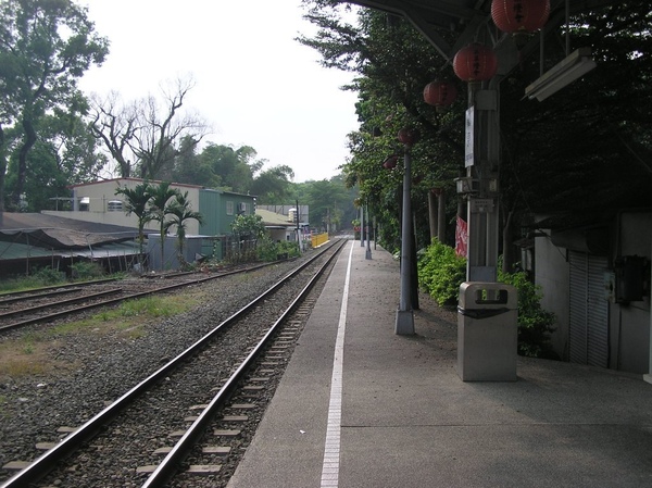 龍泉車站 龍泉車站