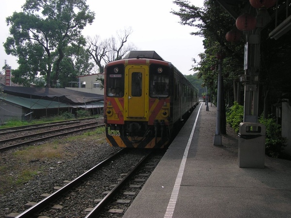 龍泉車站 龍泉車站