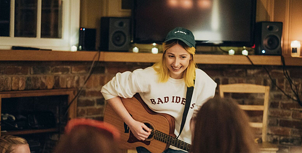 歌詞翻譯 Tessa Violet 泰莎佛萊特bad Ideas 壞主意 迷妹a 痞客邦 歌詞翻譯 Tessa Violet 泰莎佛萊特bad Ideas 壞主意 迷妹a 痞客邦