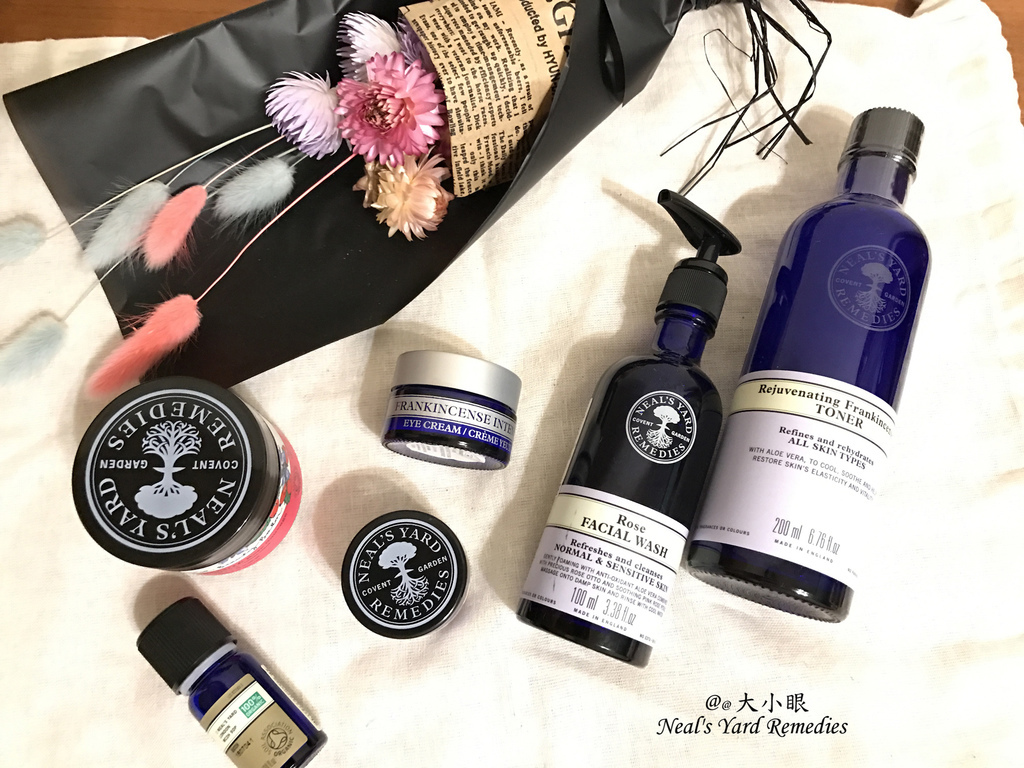 Neal's Yard Remedies 尼爾氏香芬庭園 英國 玫瑰保濕潔顏露 Neal's Yard Remedies 尼爾氏香芬庭園 英國 玫瑰保濕潔顏露