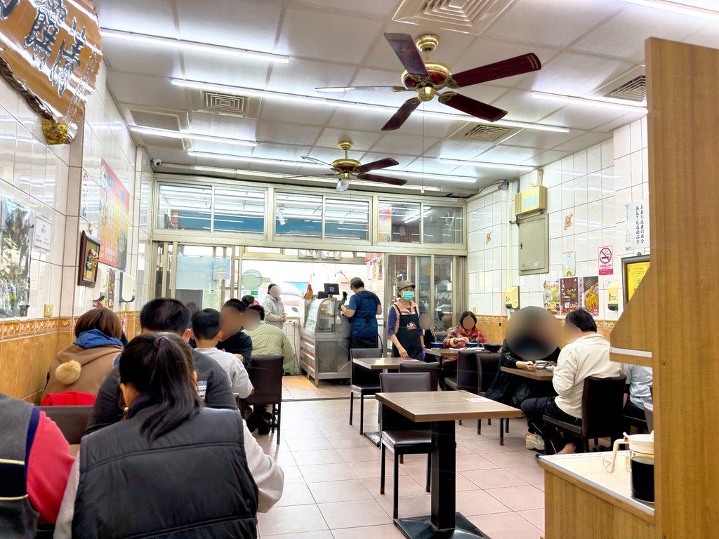 【雲林土庫美食】懷舊好滋味:張家牛肉麵的傳承與創新,30年不 【雲林土庫美食】懷舊好滋味:張家牛肉麵的傳承與創新,30年不